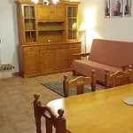 La Del Horno Hotel *